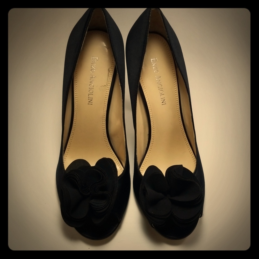 COPY - Black peep toe heels